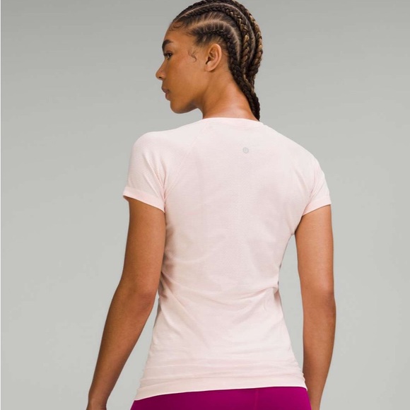 🍋Lululemon🍋 short sleeve swiftly tech - Picture 2 of 7